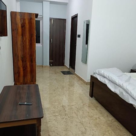 Shivalik Residency - Hotel & Banquet Hall Bara Banki Экстерьер фото