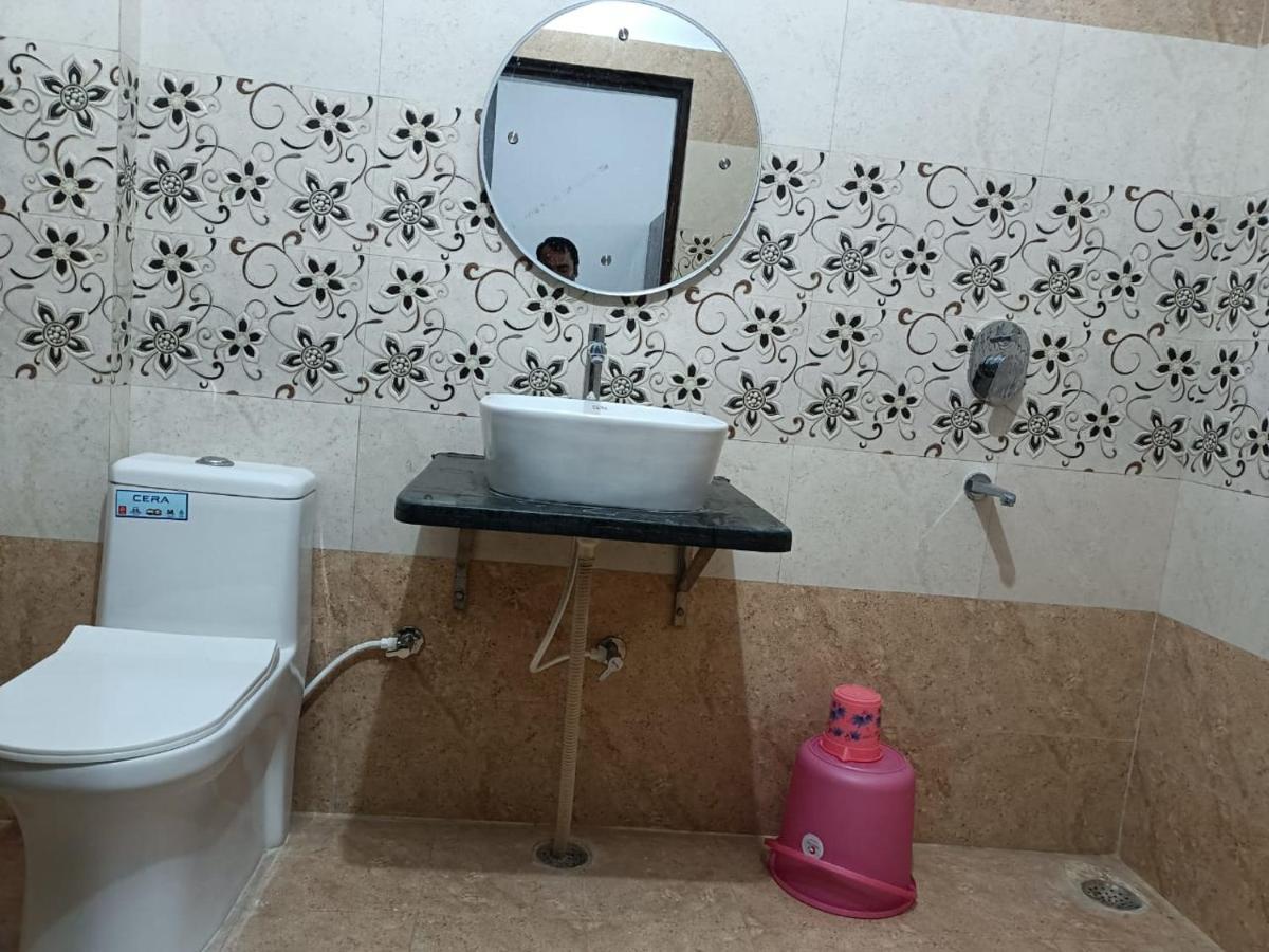 Shivalik Residency - Hotel & Banquet Hall Bara Banki Экстерьер фото